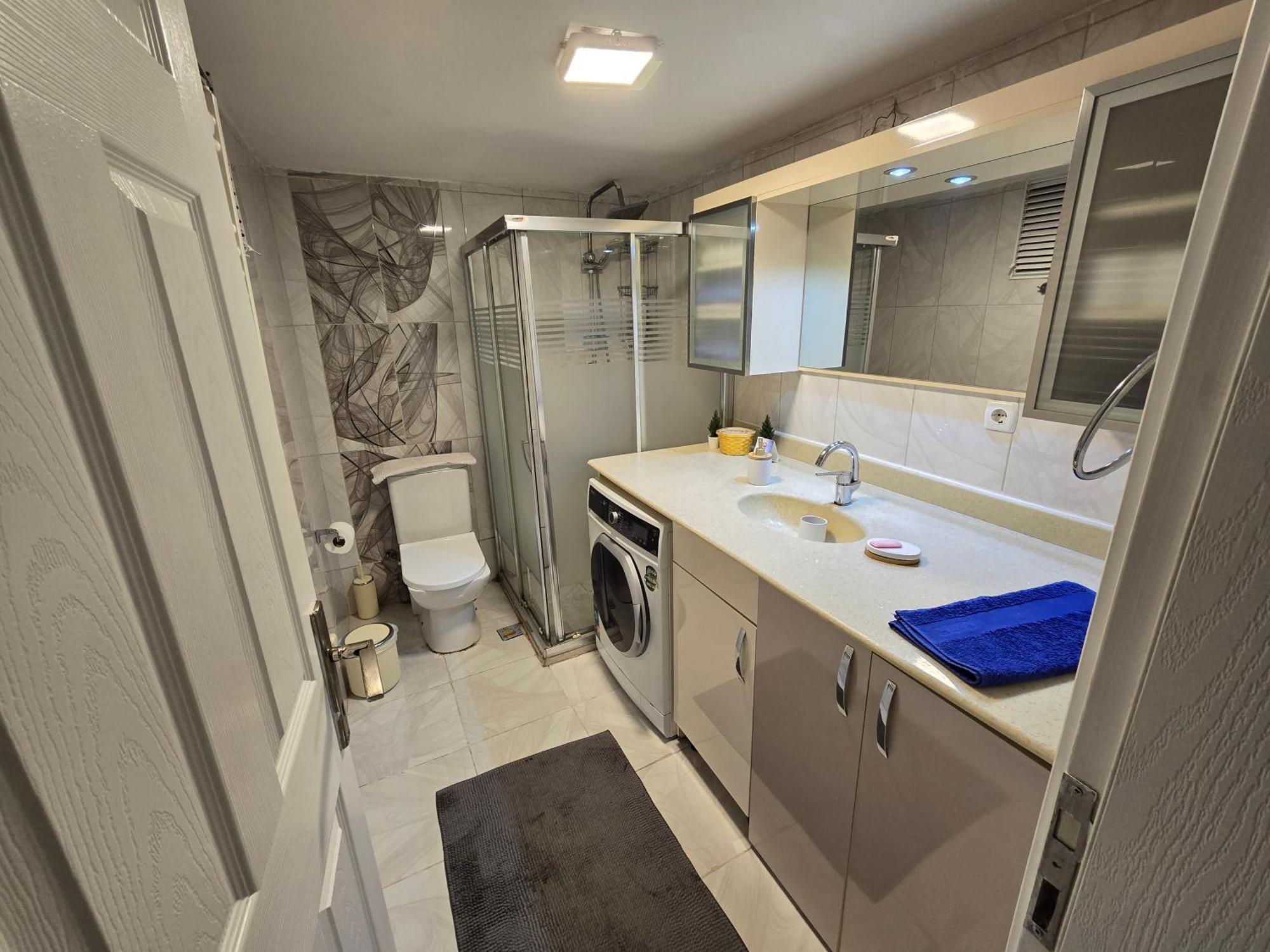 3+1 , Historical Elevator, Warm House Next To Sea Διαμέρισμα Σμύρνη Εξωτερικό φωτογραφία